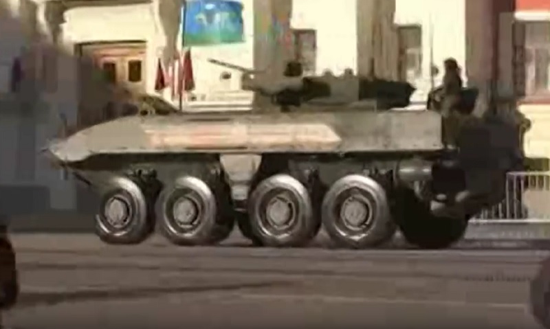 Русија ускоро добија тенк – али са точковима (ВИДЕО)